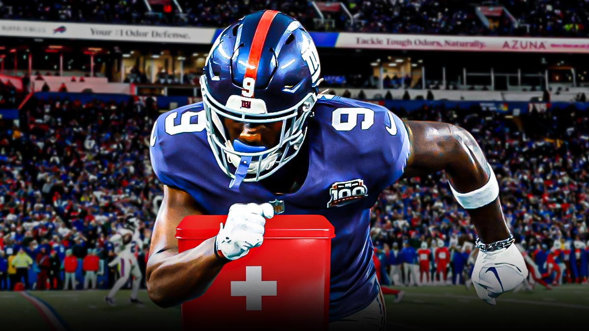 Giants' Malik Nabers with injury kit during Cowboys game