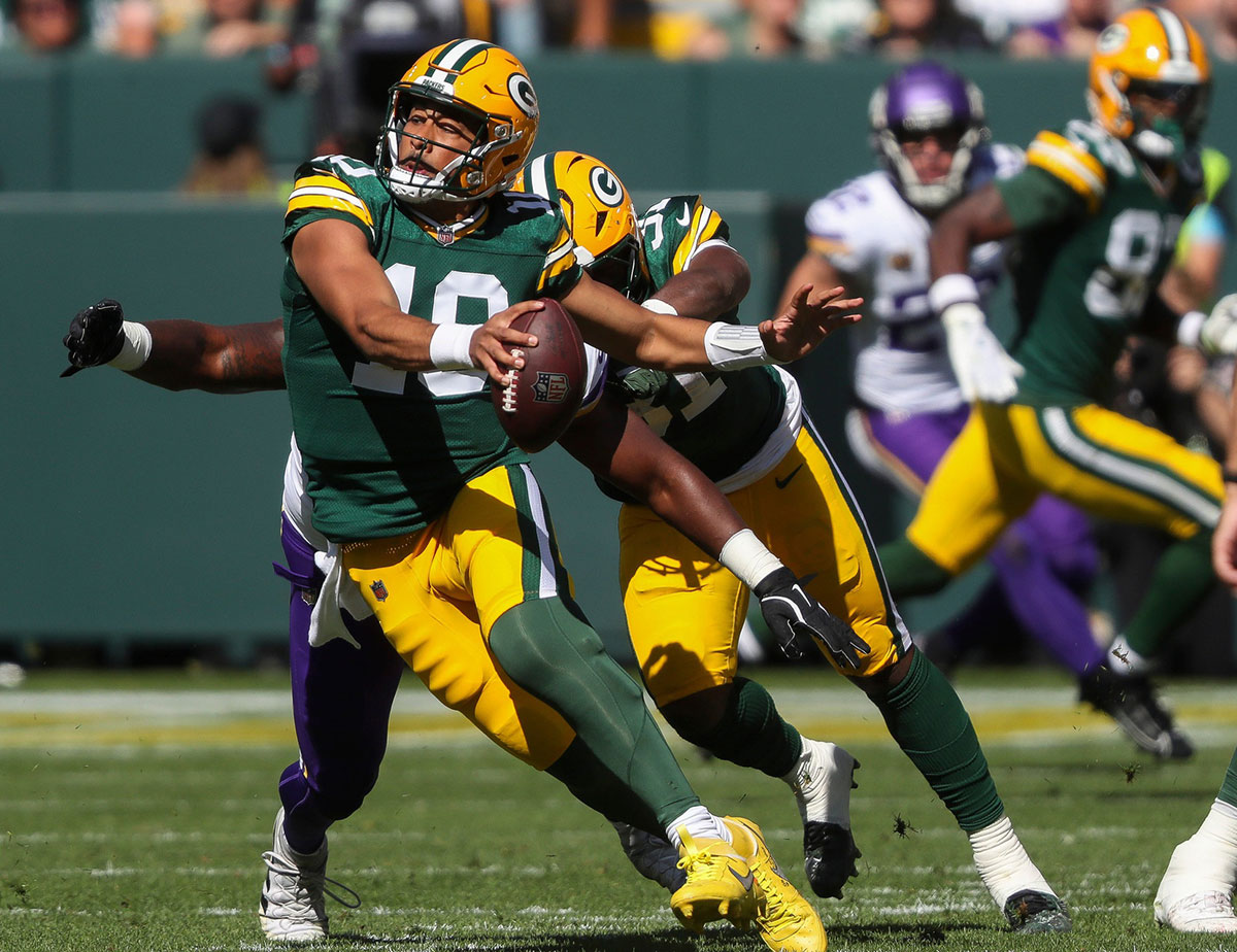 Green Bay Packers quarterback Jordan Love (10) is sacked by Minnesota Vikings linebacker Pat Jones II (91) on Sunday, September 29, 2024, at Lambeau Field in Green Bay, Wis. The Vikings won the game, 31-29. Tork Mason/USA TODAY NETWORK-Wisconsin