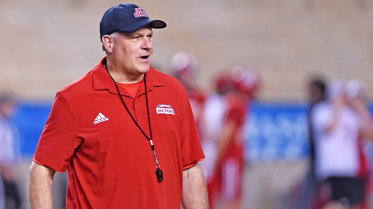 Rich Rodriguez a 'leading candidate' to reunite with West Virginia as ...