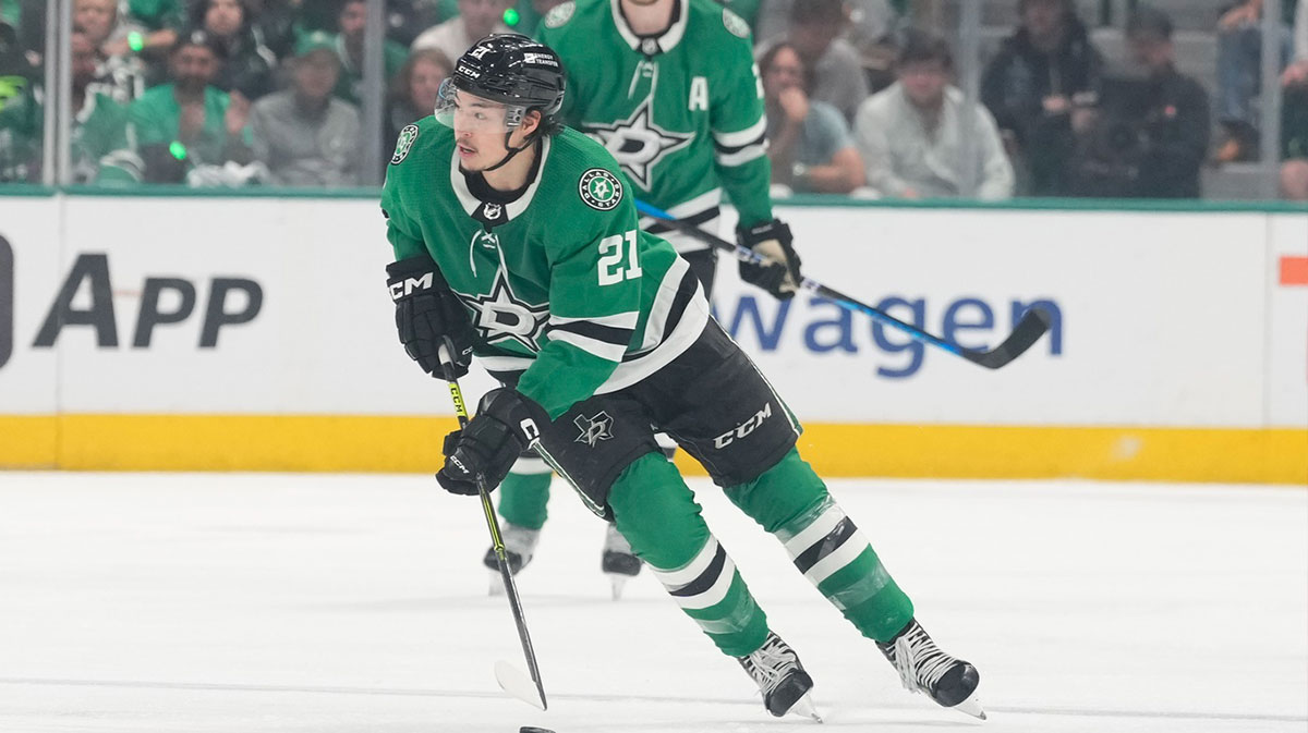 Dallas Stars left wing Jason Robertson (21) in action against the Edmonton Oilers during the second period between the Dallas Stars and the Edmonton Oilers in game five of the Western Conference Final of the 2024 Stanley Cup Playoffs at American Airlines Center.