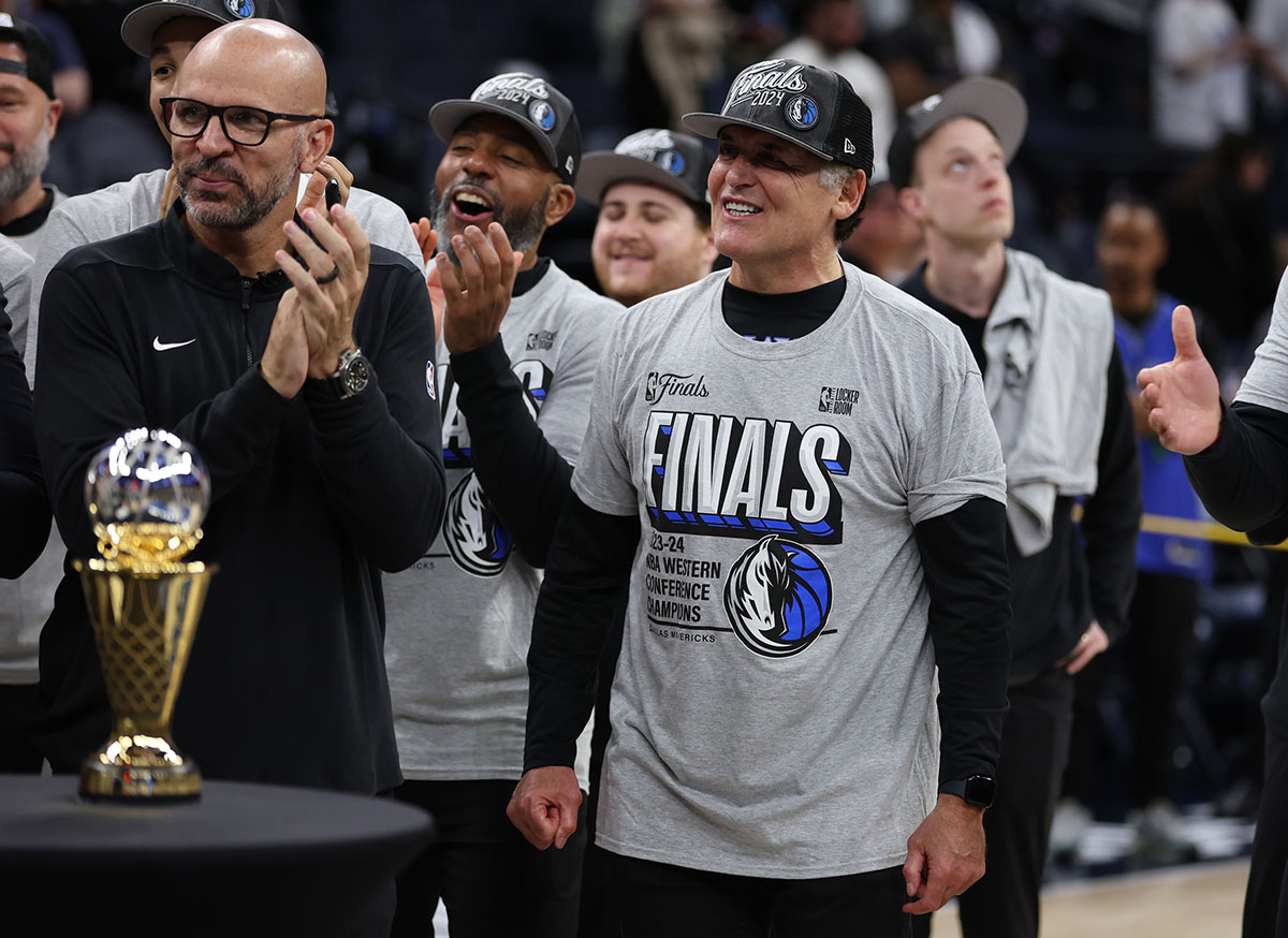 Mavericks minority owner Mark Cuban (right) celebrates with head coach Jason Kidd after winning the Western Confrerence Championship against the Minnesota Timberwolves in game five of the western conference finals for the 2024 NBA playoffs at Target Center