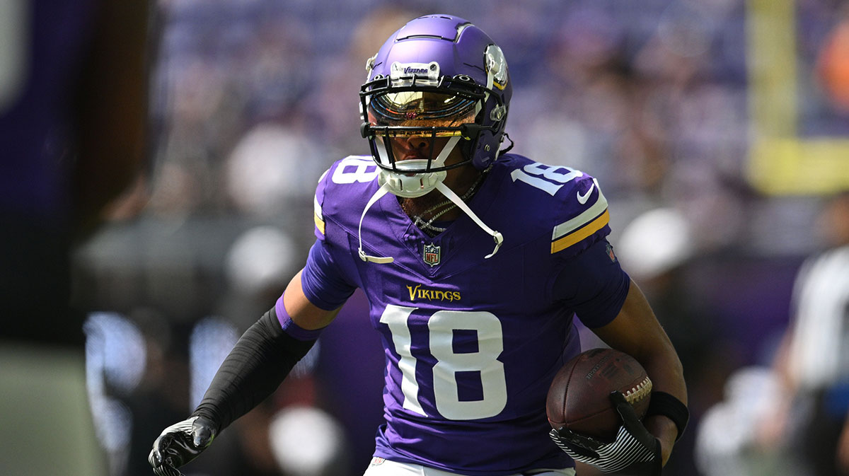 Minnesota Vikings wide receiver Justin Jefferson (18) warms up before the game against the Las Vegas Raiders at US Bank Stadium.