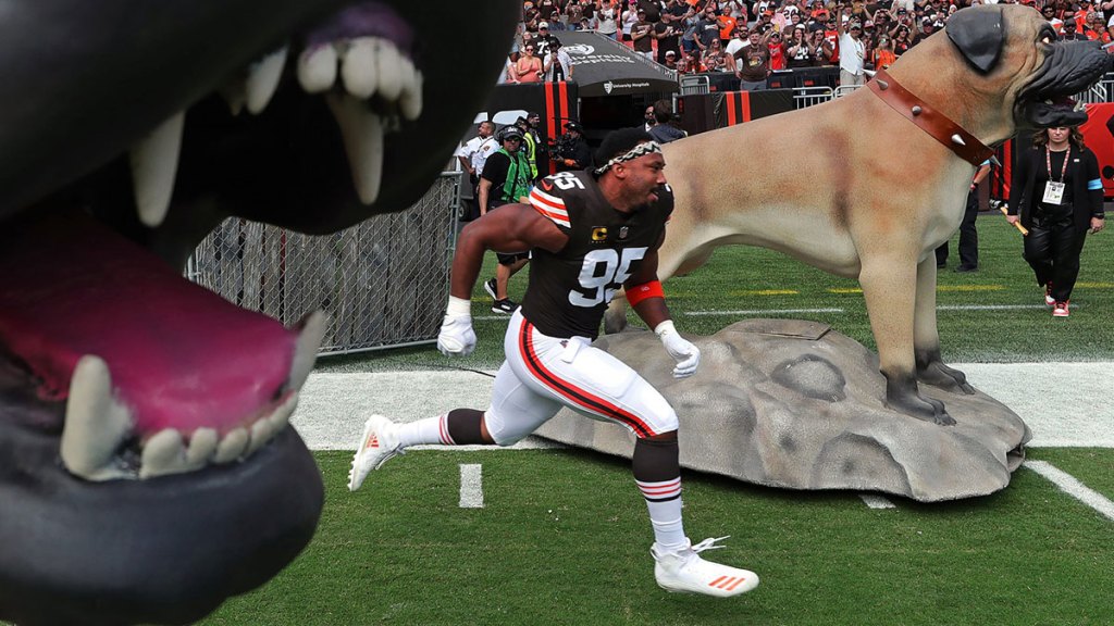 Cleveland Browns defensive end Myles Garrett (95) takes the field before an NFL football game at Huntington Bank Field, Sunday, Sept. 22, 2024, in Cleveland, Ohio.