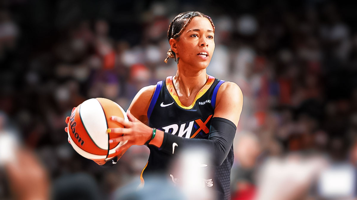 Natasha Cloud in a Mercury jersey.
