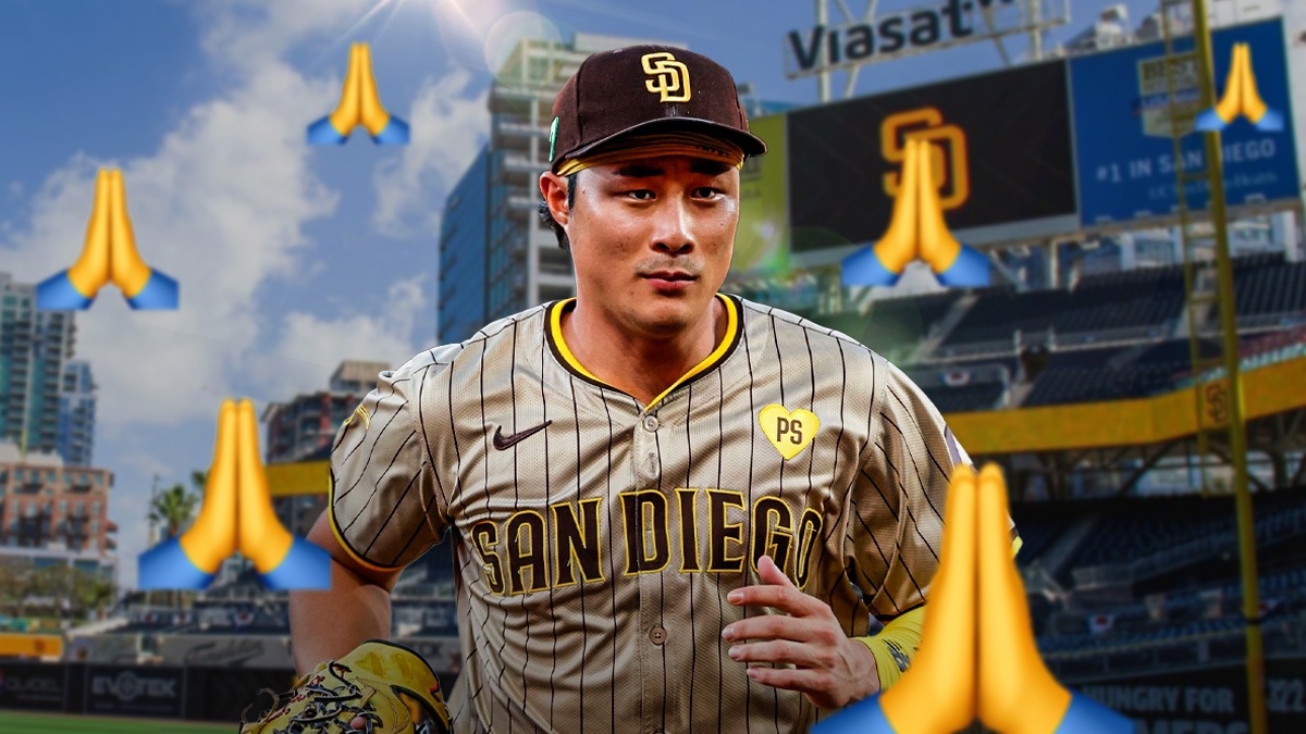 Padres Ha-Seong Kim with prayer hands as he looks to comeback from injury