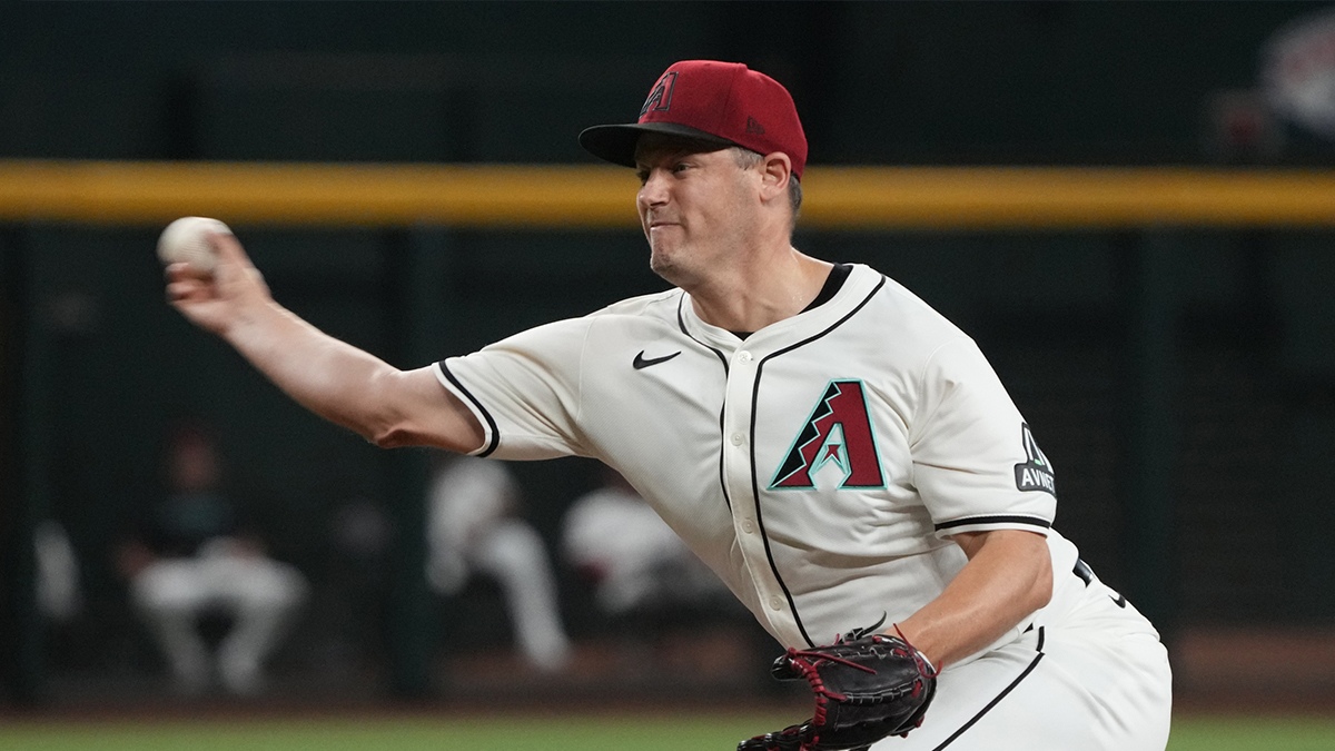 Arizona Diamondbacks pitcher Paul Sewald (38) throws against the Philadelphia Phillies in the ninth inning at Chase Field.
