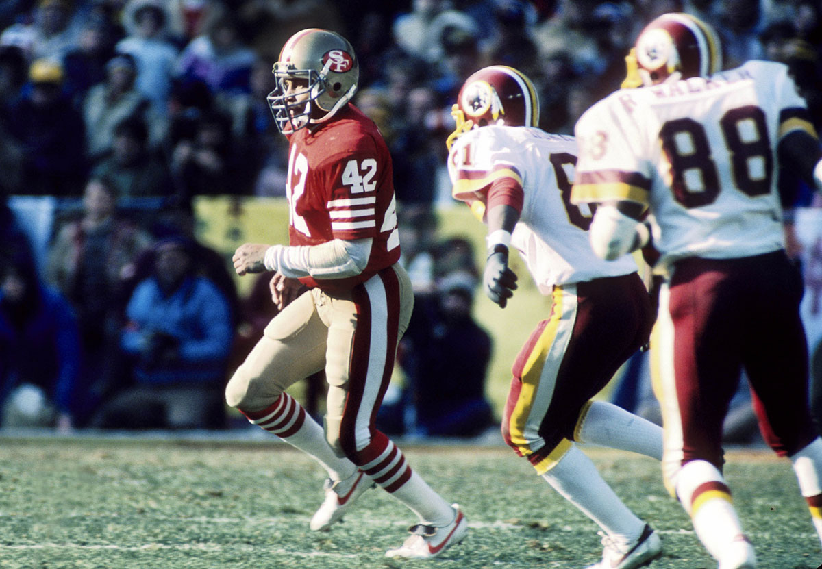 San Francisco 49ers defensive back Ronnie Lott (42) on the field against the Washington Redskins during the 1983 NFC Championship Game at RFK Stadium. The Redskins won 24-21.