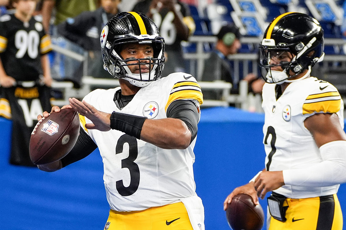 Pittsburgh Steelers quarterback Russell Wilson (3) warms up before a preseason game against Detroit Lions at Ford Field in Detroit on Saturday, August 24, 2024.