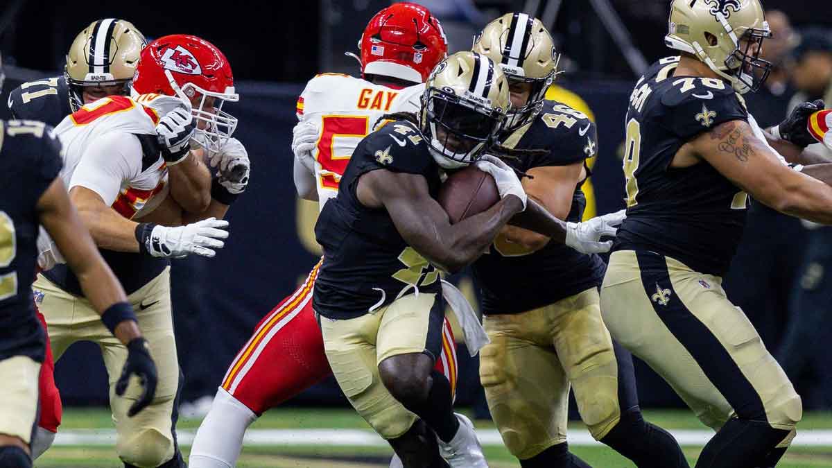 New Orleans Saints running back Alvin Kamara (41) runs against the Kansas City Chiefs during the first half at the Caesars Superdome.