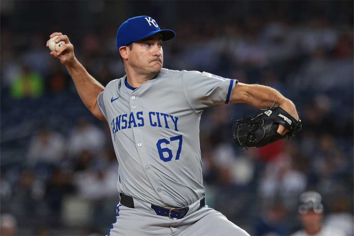 Kansas City Royals starting pitcher Seth Lugo (67) delivers a pitch during the first inning against the New York Yankees at Yankee Stadium.