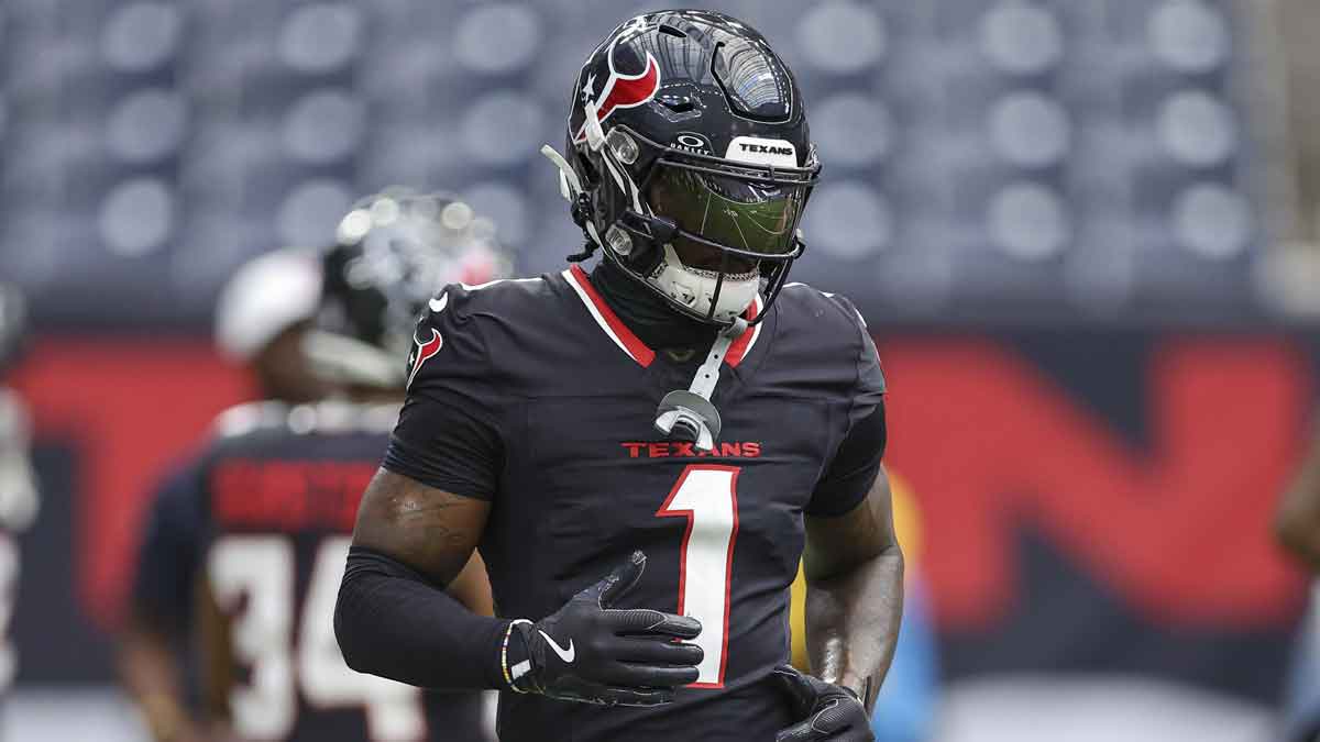 Houston Texans wide receiver Stefon Diggs (1) before the game against the New York Giants at NRG Stadium.