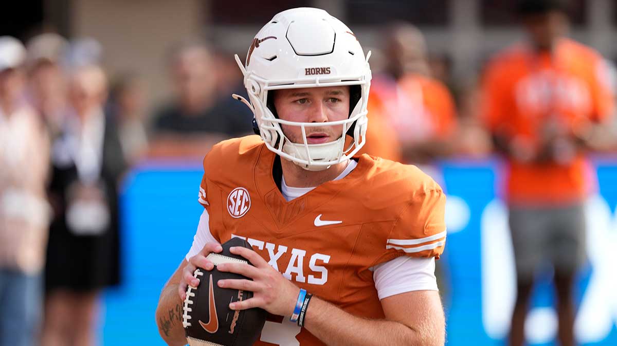 Texas QB Quinn Ewers Gets Official Injury Designation After Arch ...