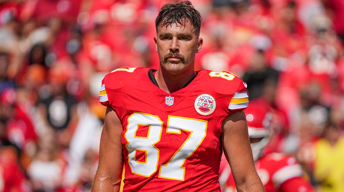 September 15, 2024; Kansas City, Missouri, United States; Kansas City Chiefs tight end Travis Kelce (87) warms up against the Cincinnati Bengals before a game at GEHA Field at Arrowhead Stadium. Mandatory credit: Denny Medley-Imagn Images