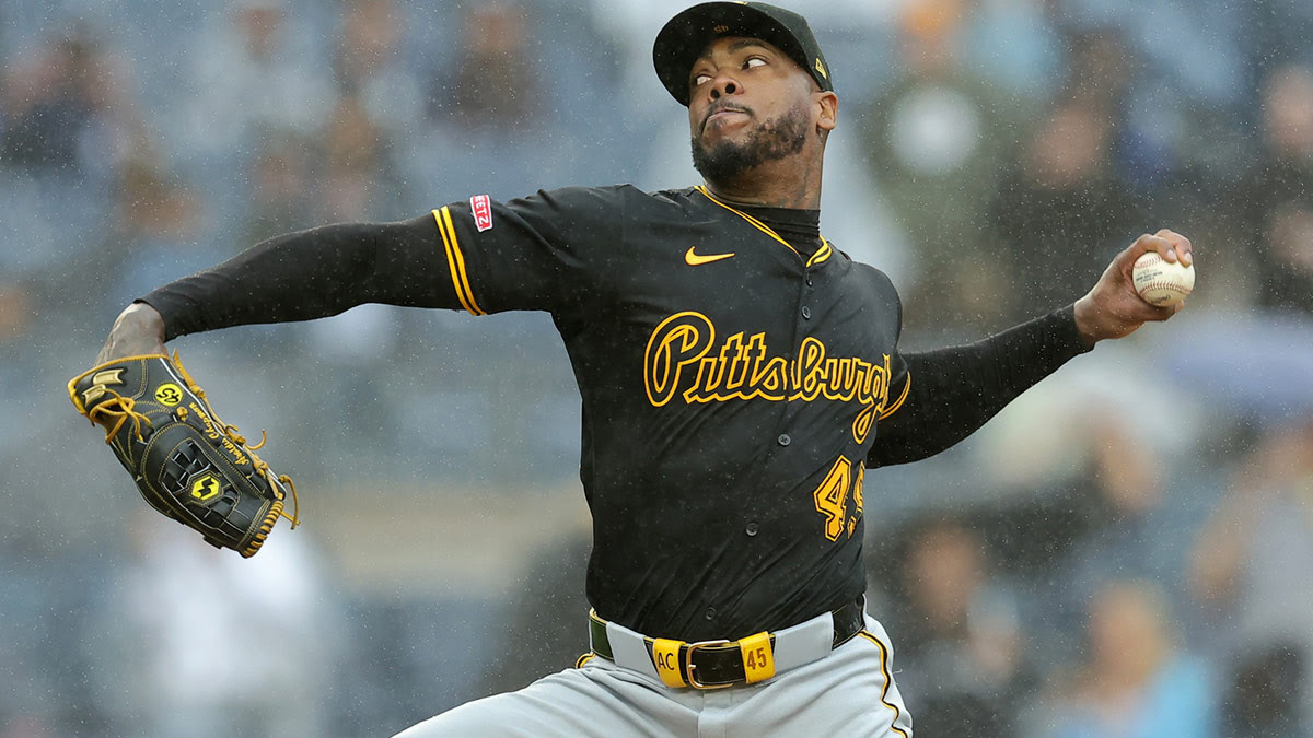 Pittsburgh Pirates relief pitcher Aroldis Chapman (45) pitches against the New York Yankees during the ninth inning at Yankee Stadium.