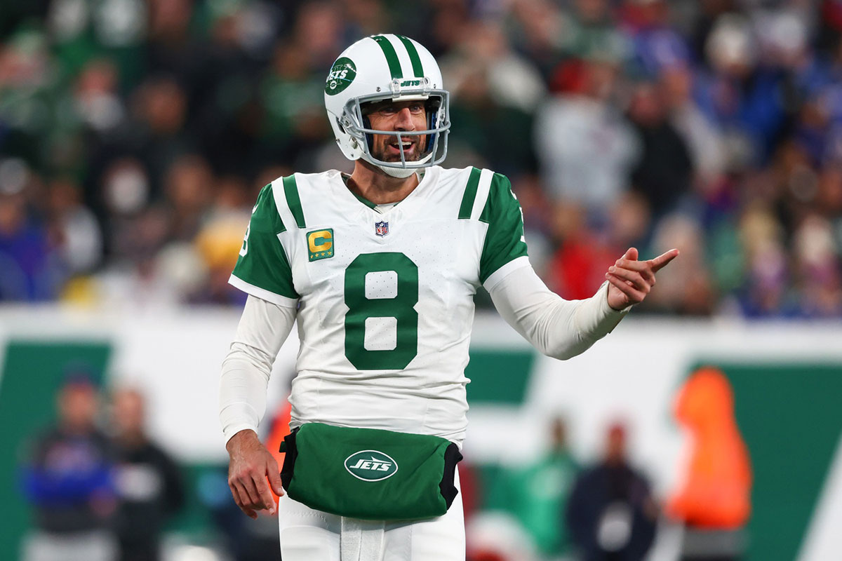 New York Jets quarterback Aaron Rodgers (8) during the first half of their game against the Buffalo Bills at MetLife Stadium.