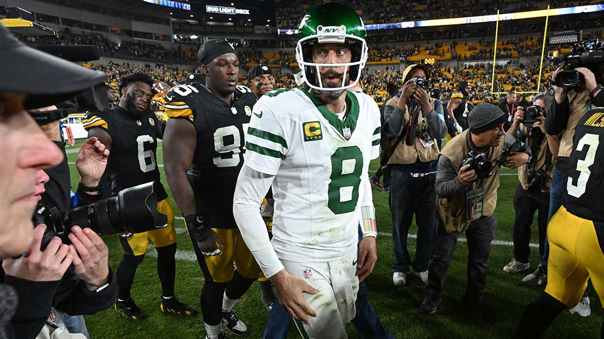 Jets' Aaron Rodgers Adds Another Injury To List