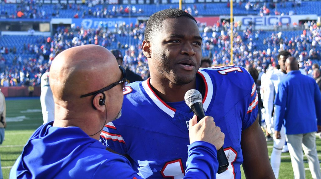 Buffalo Bills wide receiver Amari Cooper (18)is interviewed after a game Tennessee Titans at Highmark Stadium.