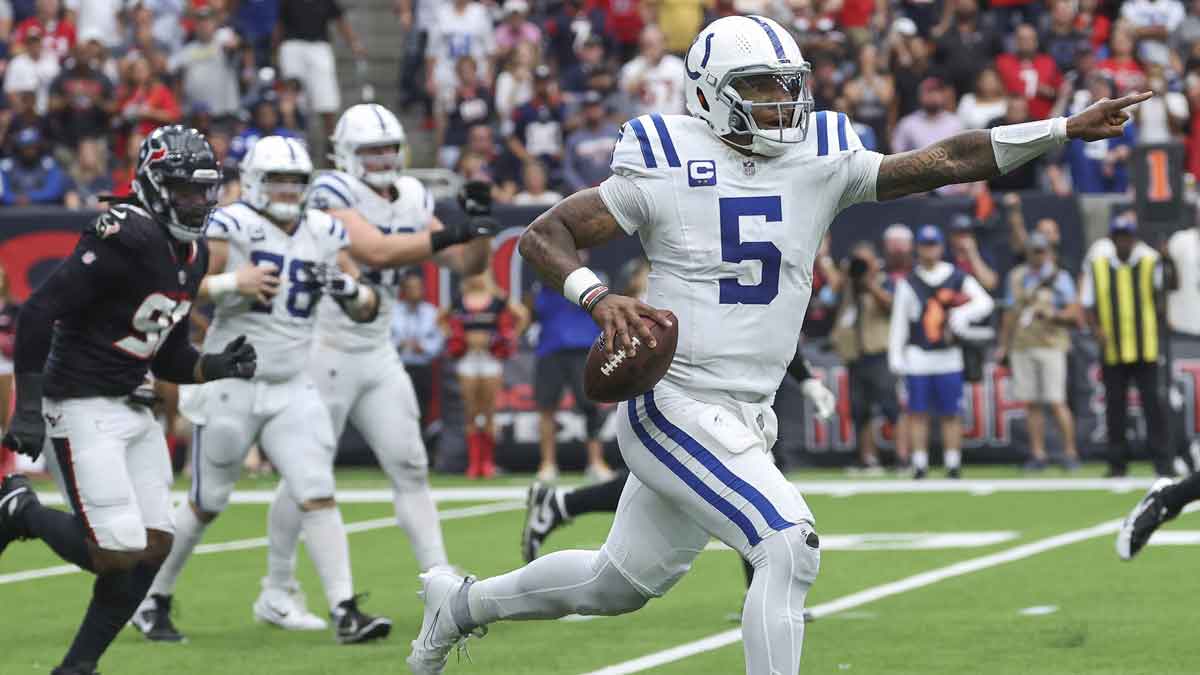 Indianapolis Colts quarterback Anthony Richardson (5) runs with the ball during the game against the Houston Texans at NRG Stadium.