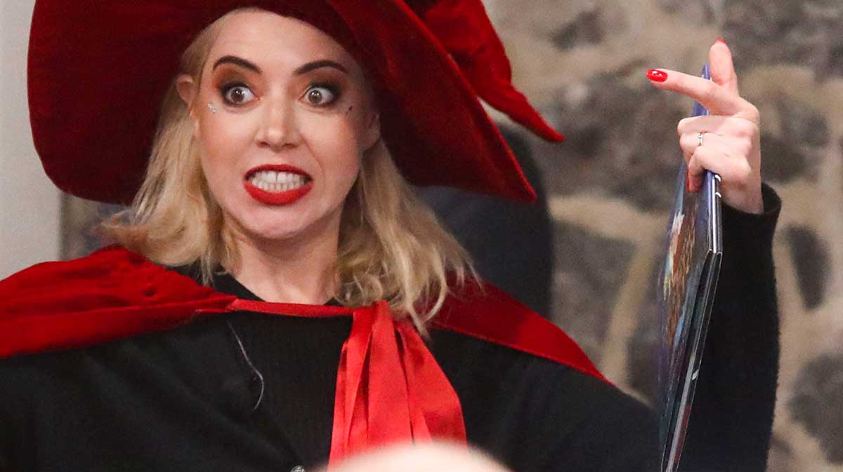 Agatha All Along How Aubrey Plaza's witch replaces Sharon