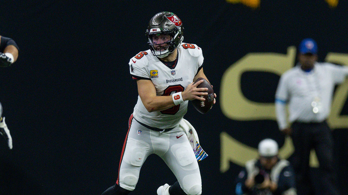 Tampa Bay Buccaneers quarterback Baker Mayfield (6) scrambles out the pocket against the New Orleans Saints during the second half at Caesars Superdome.