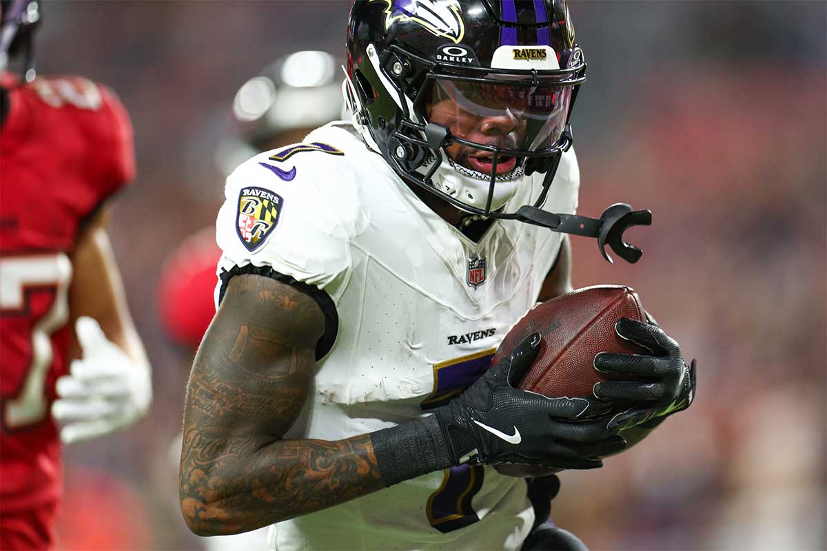 Baltimore Ravens wide receiver Rashod Bateman (7) scores a touchdown against the Tampa Bay Buccaneers in the third quarter at Raymond James Stadium. 