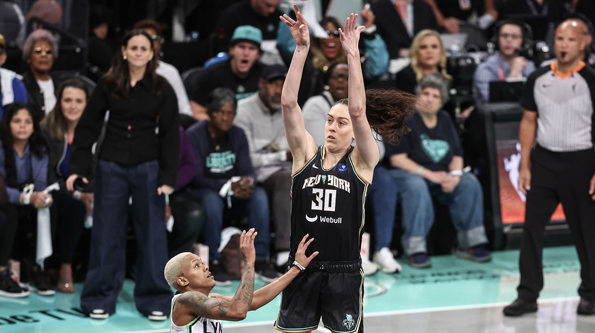 New York Liberty forward Breanna Stewart (30) shoots over Minnesota Lynx guard Courtney Williams (10) in the first quarter during game five of the 2024 WNBA Finals at Barclays Center.