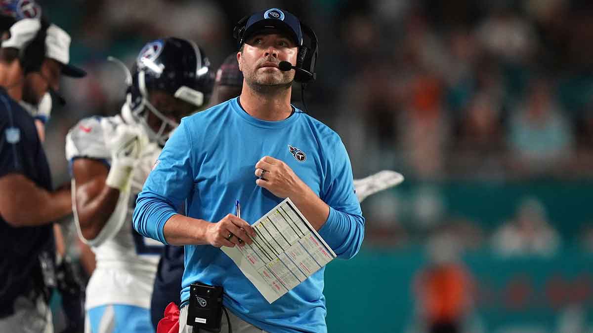 Sep 30, 2024; Miami Gardens, Florida, USA; Tennessee Titans head coach Brian Callahan looks up at the video board during the first half against the Miami Dolphins at Hard Rock Stadium.