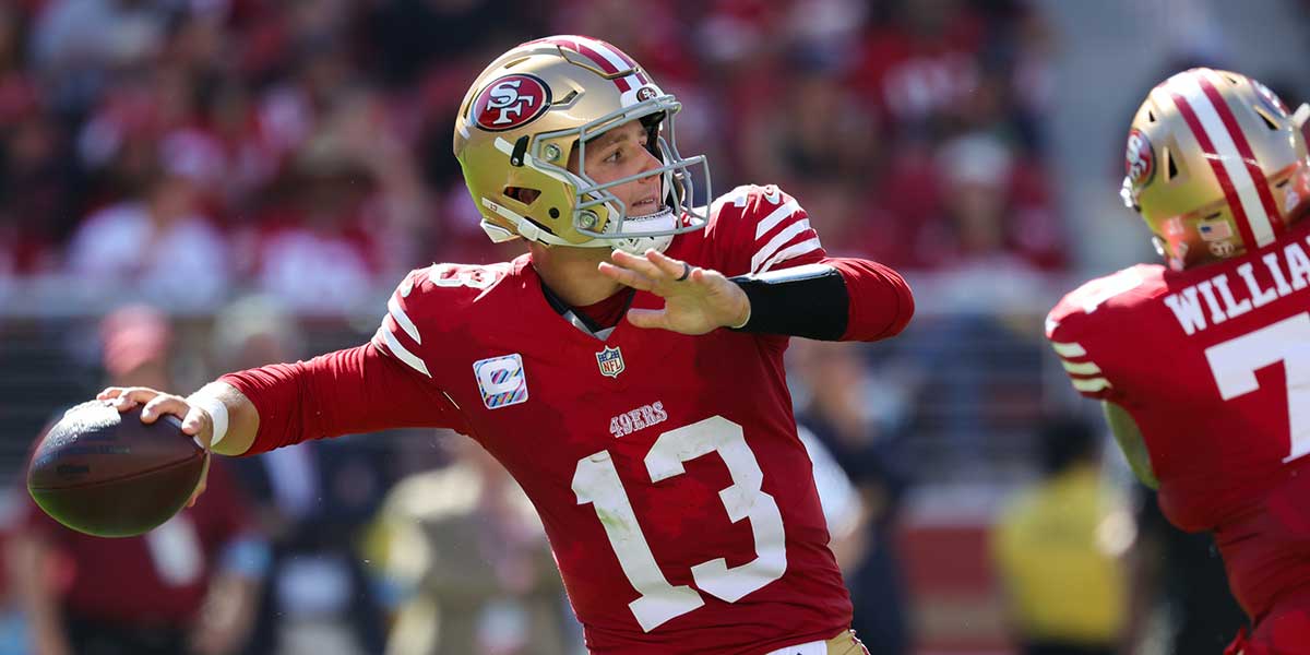 San Francisco 49ers quarterback Brock Purdy (13) throws a pass against the New England Patriots during the third quarter at Levi's Stadium. 