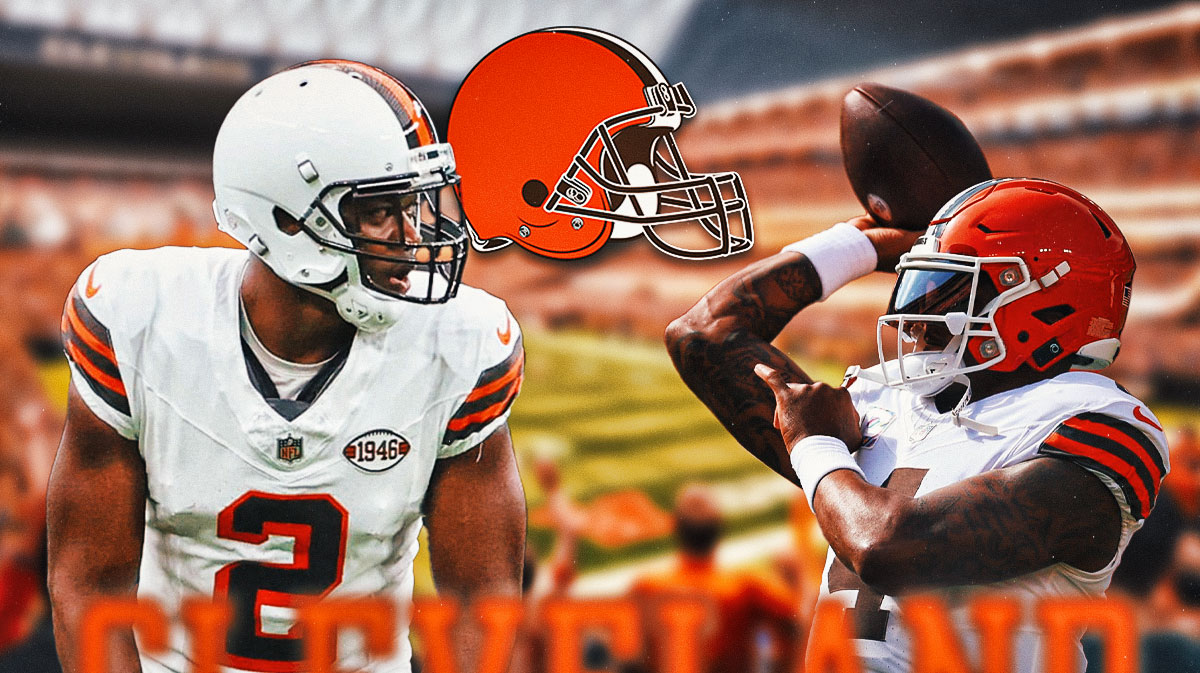Browns Amari Cooper watching Deshaun Watson throw a pass