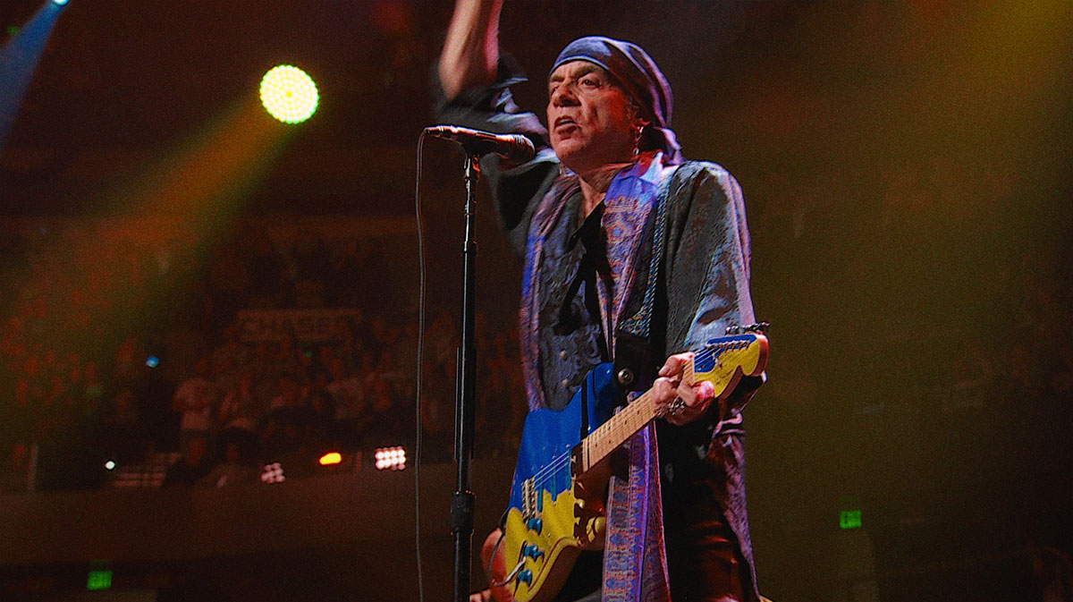 Steven Van Zandt in Road Diary: Bruce Springsteen and the E Street Band.