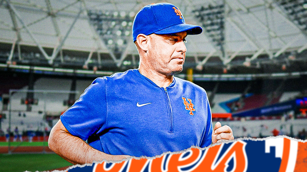 New York Mets manager Carlos Mendoza (no smile) - Mets fans booing
