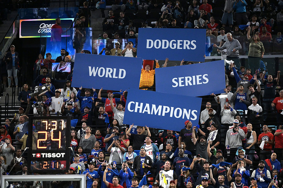 Clippers fans show their support to the Dodgers after winning the World Series