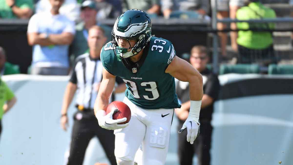 Philadelphia Eagles cornerback Cooper DeJean (33) returns a punt against the Cleveland Browns at Lincoln Financial Field.