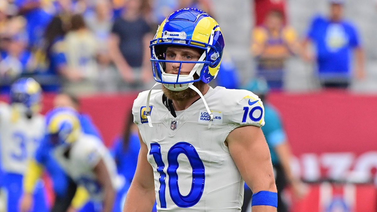 Los Angeles Rams wide receiver Cooper Kupp (10) prior to a game against the Arizona Cardinals at State Farm Stadium.