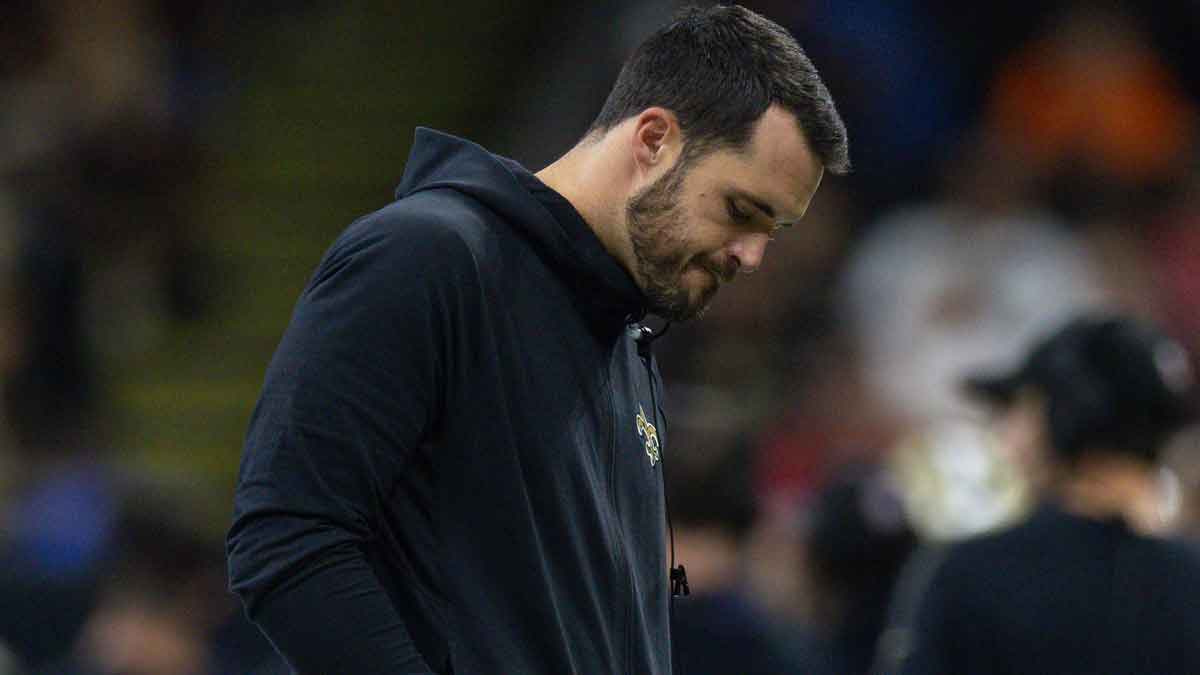 New Orleans Saints quarterback Derek Carr (4) reacts to a play on the sidelines against the Tampa Bay Buccaneers during the second half at Caesars Superdome.