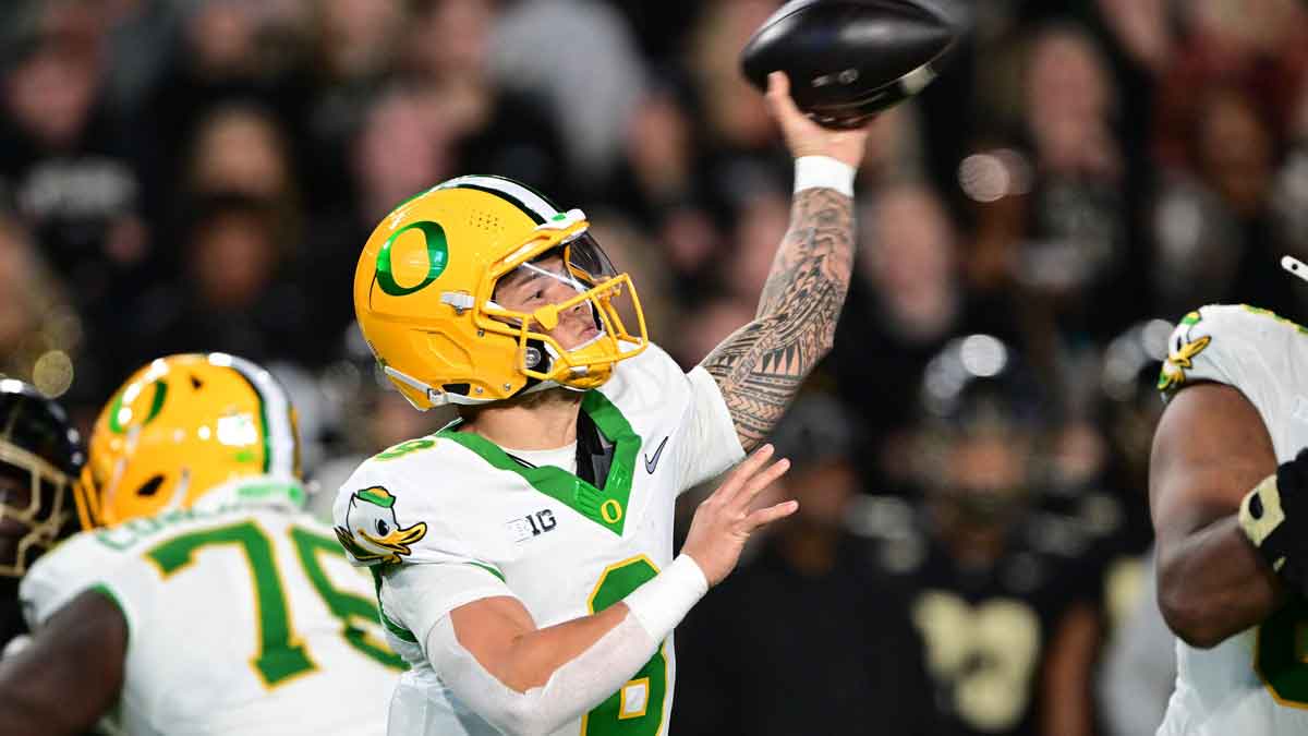 Oregon Ducks quarterback Dillon Gabriel (8) throws a pass during the second quarter against the Purdue Boilermakers at Ross-Ade Stadium.