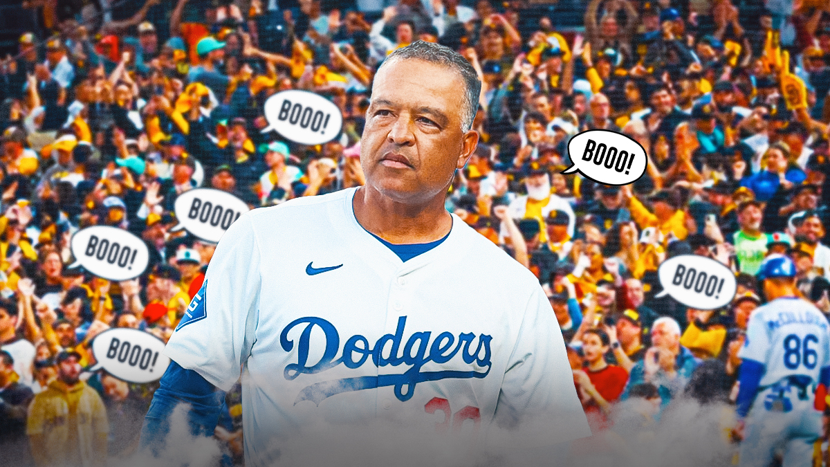 Dodgers manager Dave Roberts getting booed by San Diego Padres fans