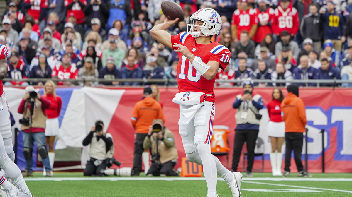 New England Patriots quarterback Drake Maye (10) throws the ball against the Houston Texans during the first half at Gillette Stadium.