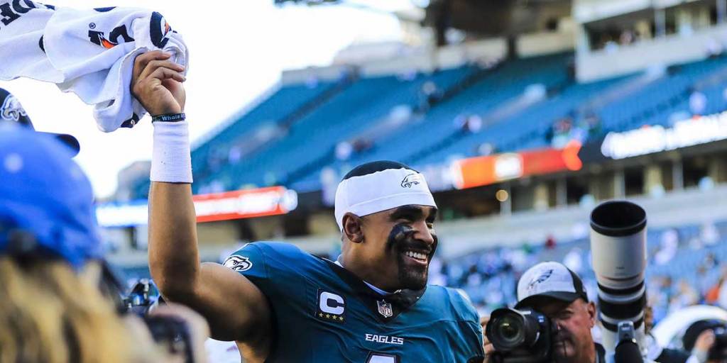 Philadelphia Eagles quarterback Jalen Hurts (1) walks off the field after the victory over the Cincinnati Bengals at Paycor Stadium.