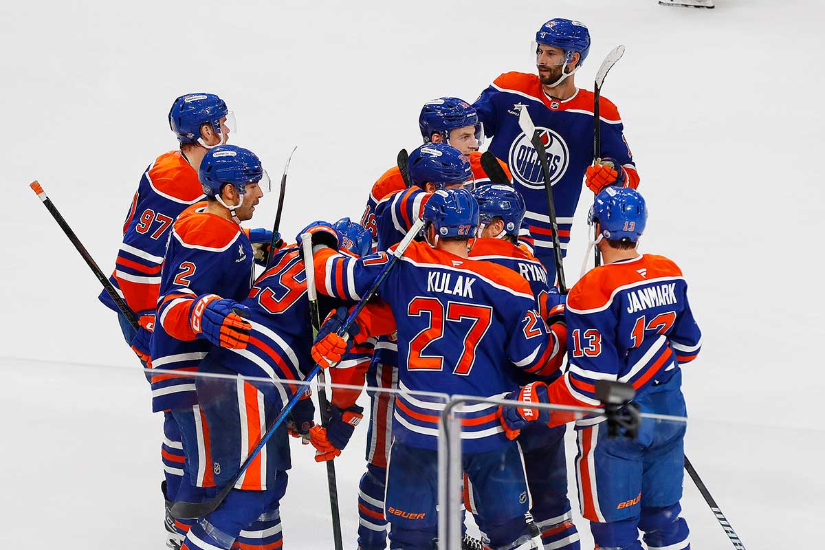 The Edmonton Oilers celebrate a goal scored by forward Leon Draisaitl (29) during overtime against the Philadelphia Flyers at Rogers Place.