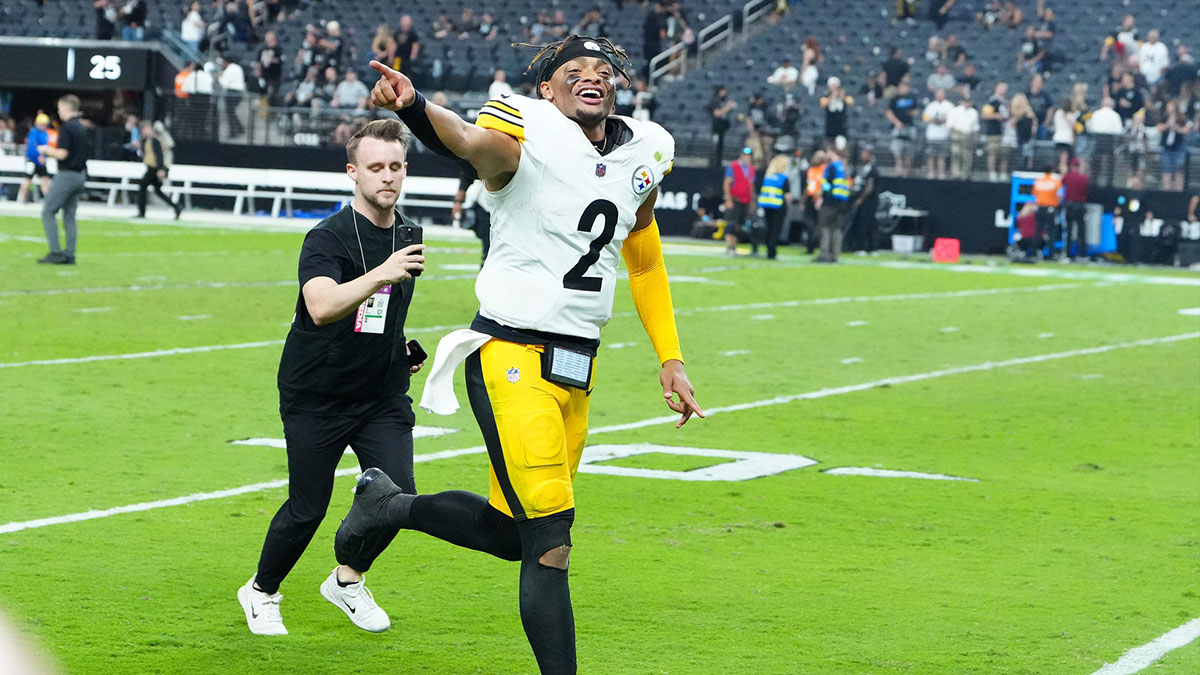 Pittsburgh Steelers quarterback Justin Fields (2) runs off the field after the Steelers defeated the Las Vegas Raiders 32-13 at Allegiant Stadium.