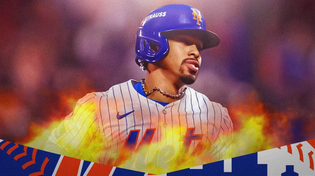 Francisco Lindor in Mets uniform with flames all around