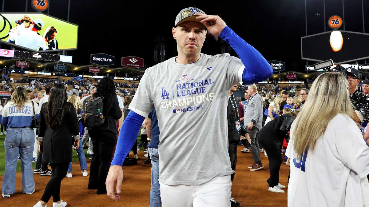 Freddie Freeman celebrating advancing to World Series Dodgers