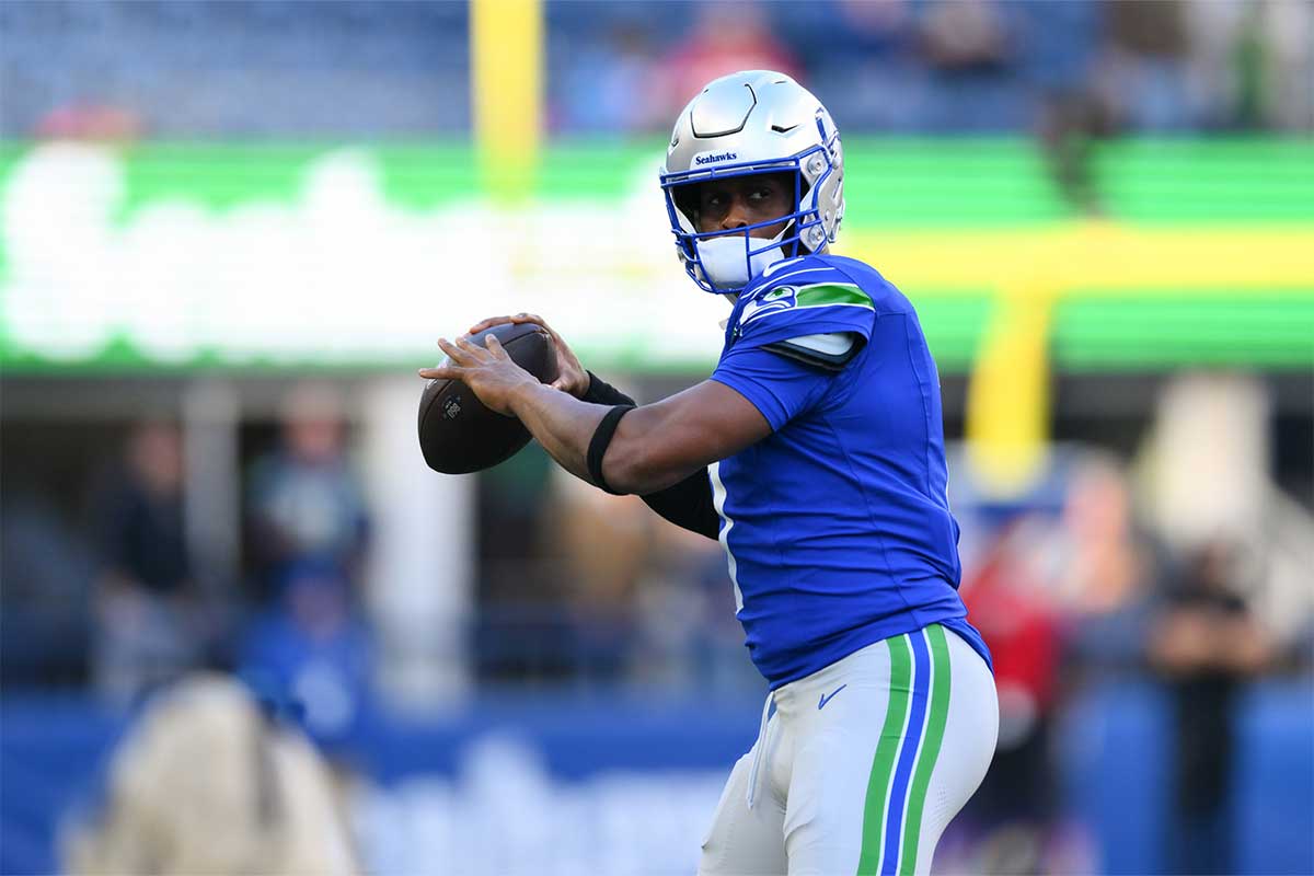 Seattle Seahawks quarterback Geno Smith (7) during warmups before the game against the San Francisco 49ers at Lumen Field.