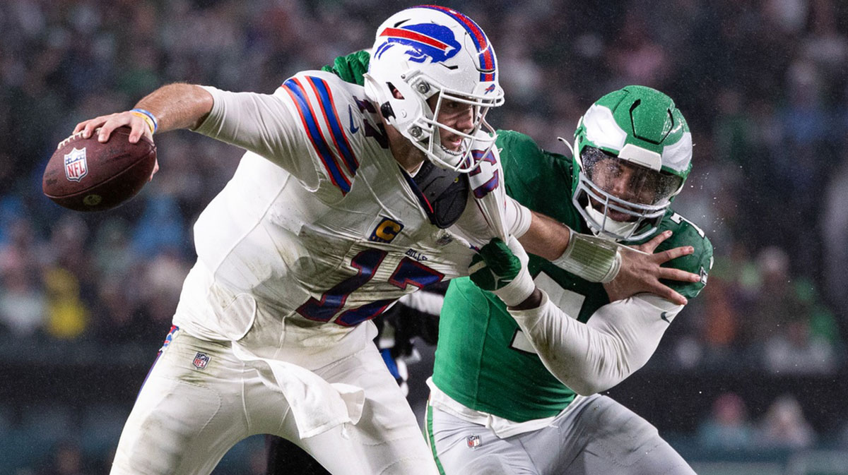 Philadelphia Eagles linebacker Haason Reddick (7) sacks Buffalo Bills quarterback Josh Allen (17) during the second quarter at Lincoln Financial Field.