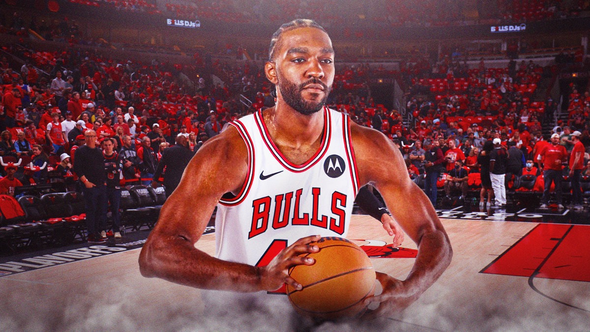 Chicago Bulls player Patrick Williams with the Chicago Bulls arena in the background, preseason injury