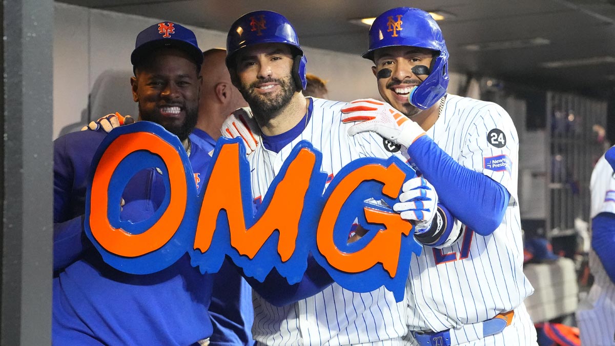 Aug 19, 2024; New York City, New York, USA; New York Mets designated hitter JD Martinez (28) celebrates hitting a two-run home run with New York Mets third baseman Mark Vientos (27) during the first inning against the Baltimore Orioles at Citi Field. Mandatory Credit: Gregory Fisher-Imagn Images