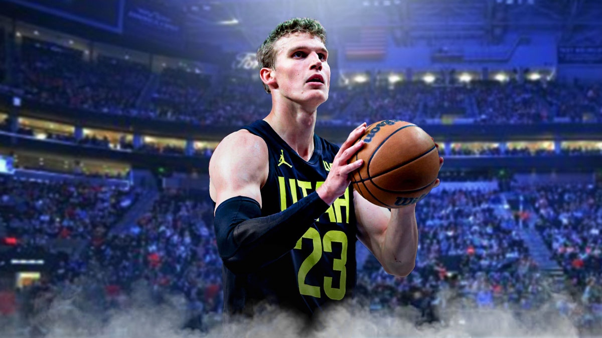 Lauri Markkanen wearing Jazz gear.