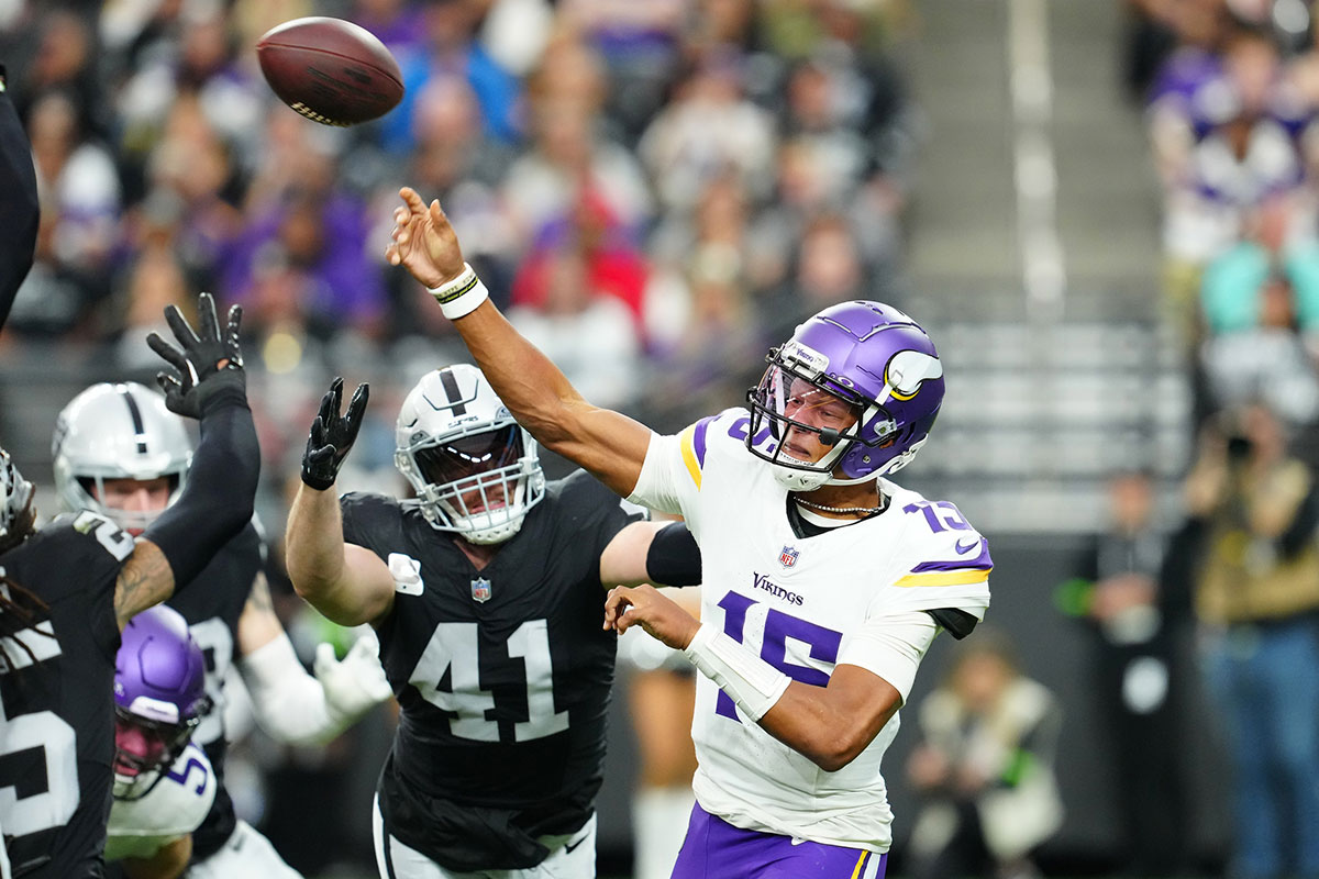 Josh Dobbs Vikings 2023 NFL trade deadline addition