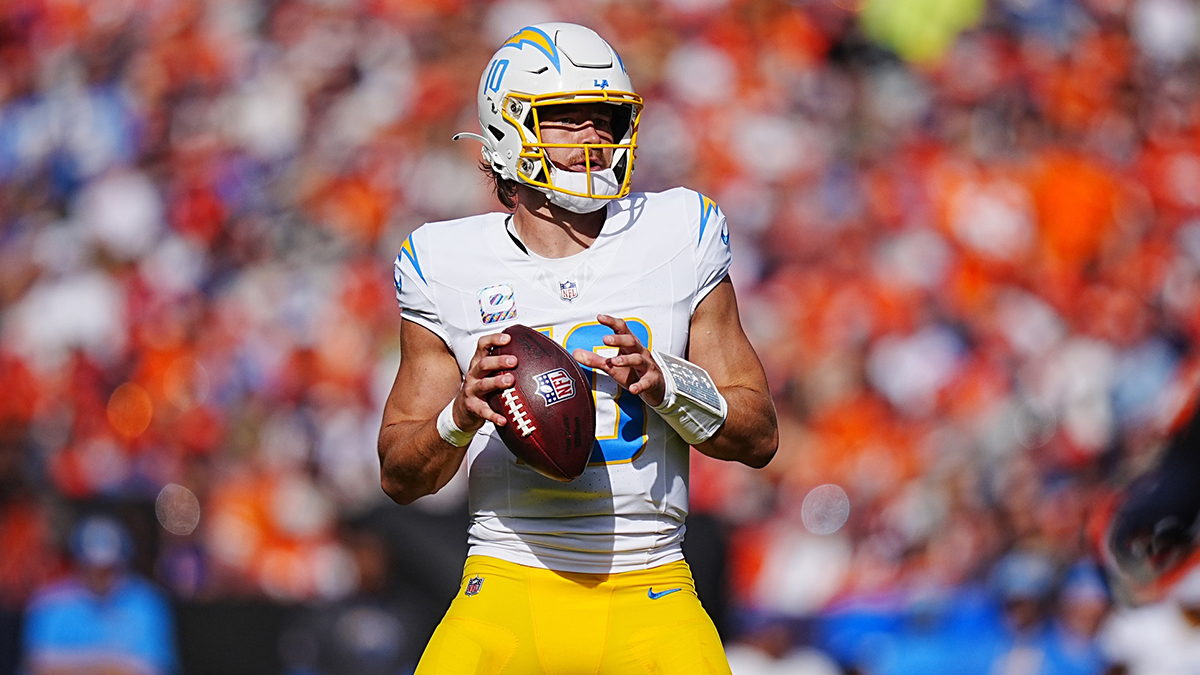 Los Angeles Chargers quarterback Justin Herbert (10) prepares to pass the ball during the second quarter against the Denver Broncos at Empower Field at Mile High.